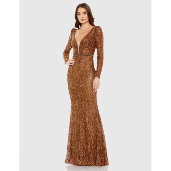 NWT Mac Duggal‎ 11159 Embellished Long Sleeve Plunge Trumpet Gown in Bronze sz 8